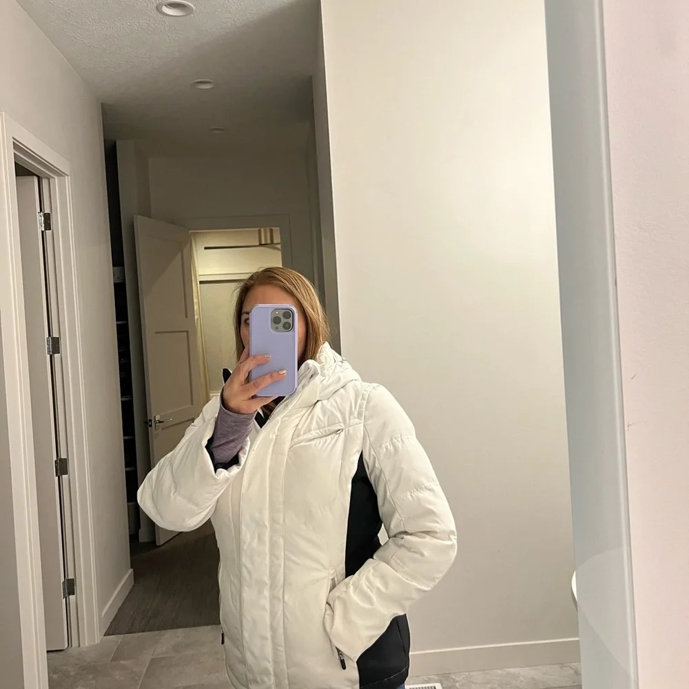 Calvin Klein ski jacket - Picture 3 of 11